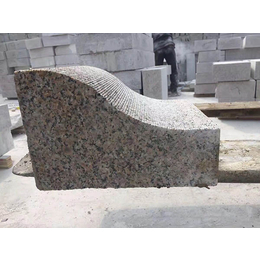 道牙石加工專家 永鑫石材的專業(yè)技術(shù)與服務(wù)優(yōu)勢